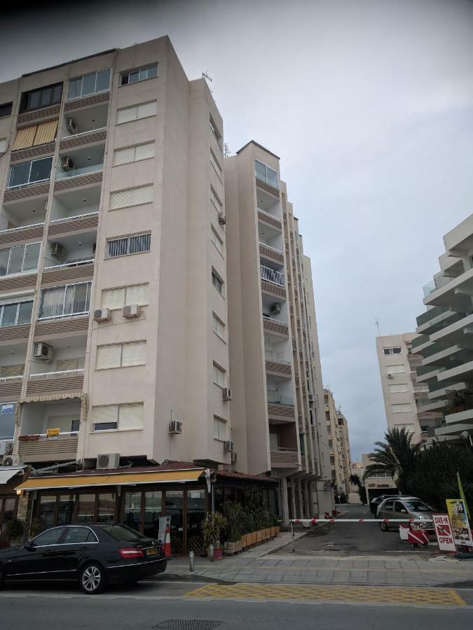 Ferienwohnung Sea Krystel 603 Larnaka Exterior foto